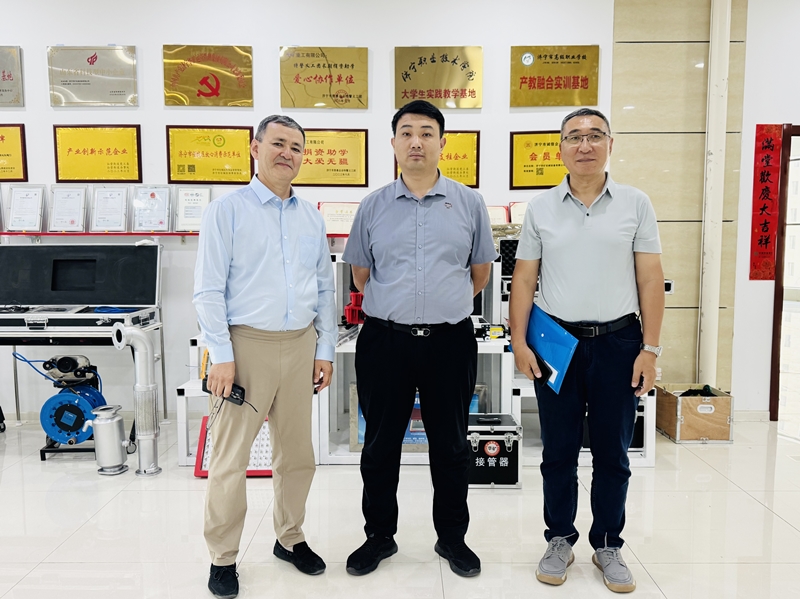 热烈欢迎哈萨克斯坦客商莅临乐鱼官方网站-乐鱼online（中国）
参观考察