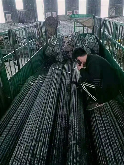 中空锚杆.jpg